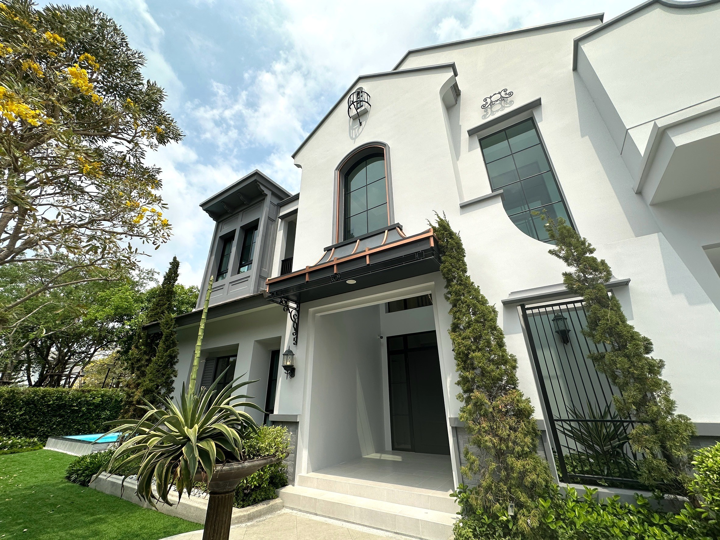 Nantawan Rama 9 - New Krungthep Kreetha image