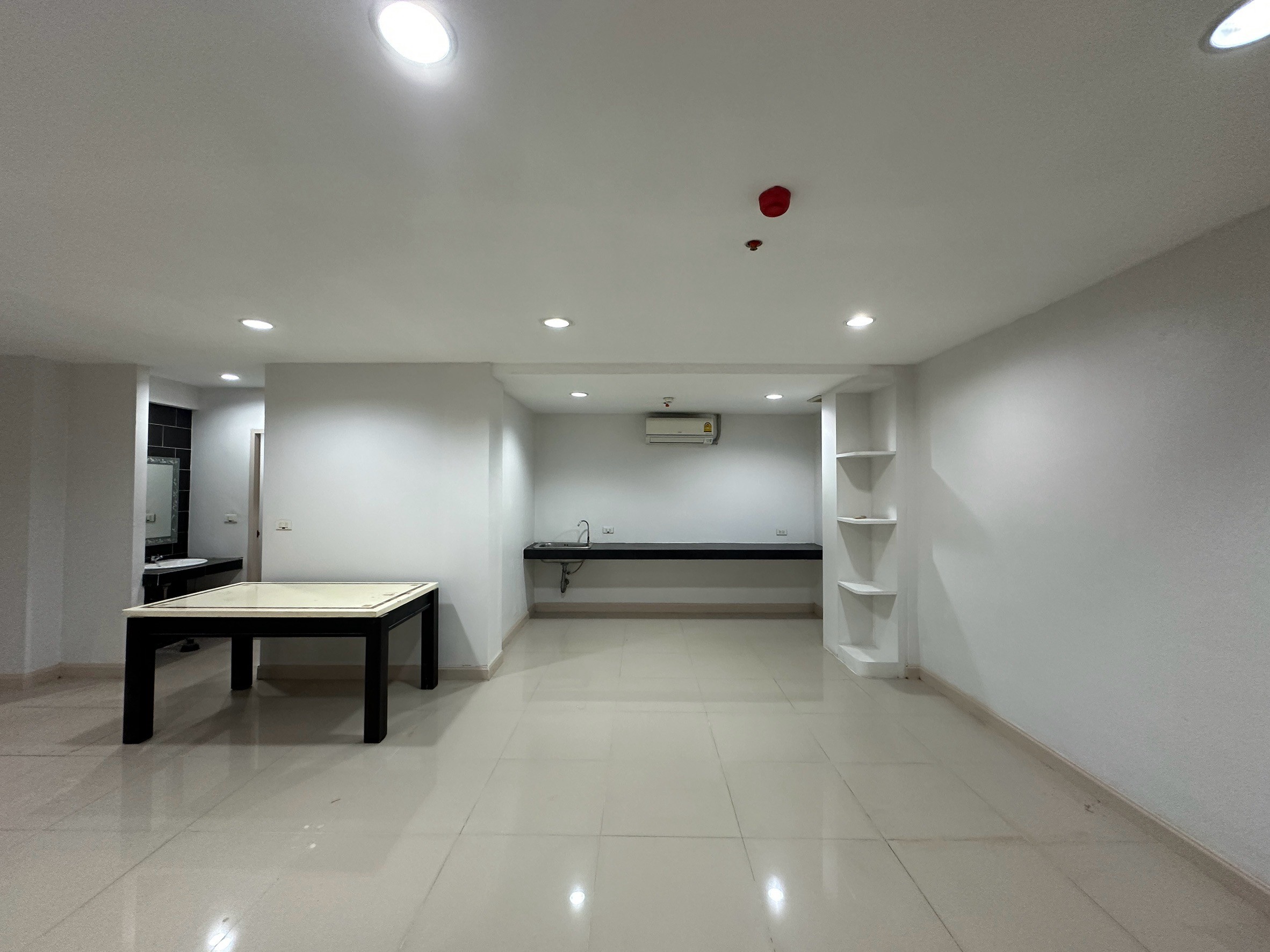 Commercial Building at Sala Daeng Soi 1, Silom, Bangkok, Thailand image