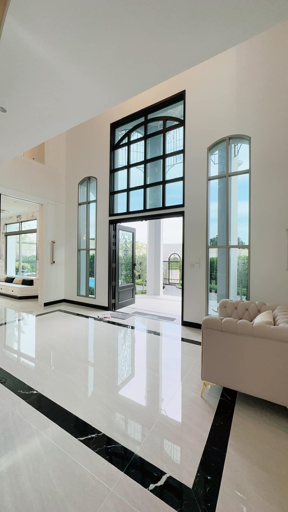 Perfect Masterpiece Rama 9 - Krungthep Kreetha image