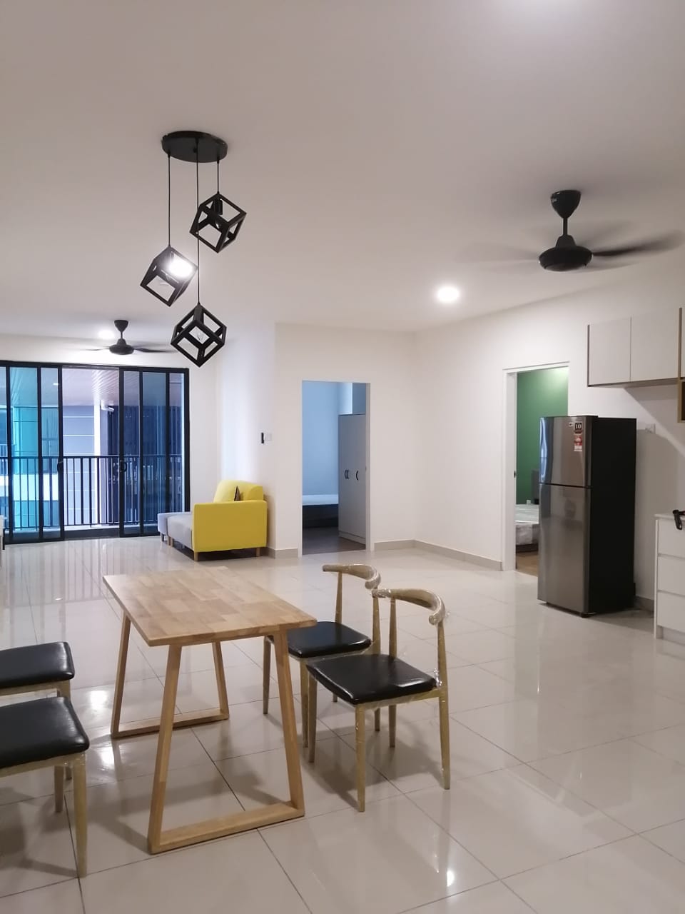 AraTre' Residences image