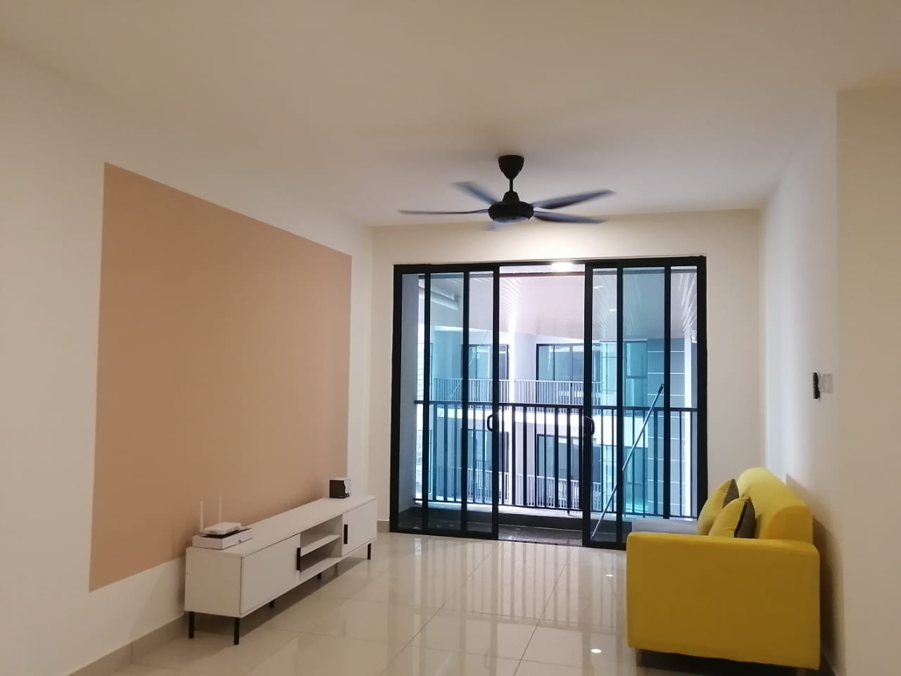 AraTre' Residences image