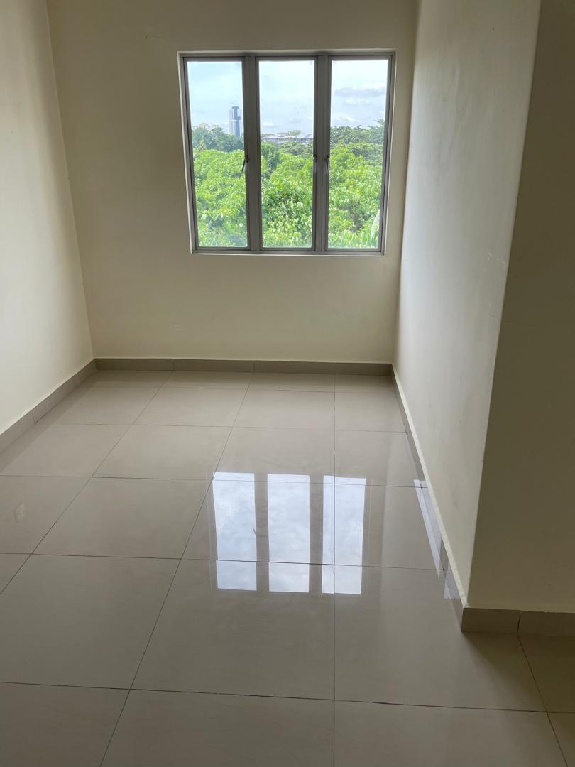 summerset close image