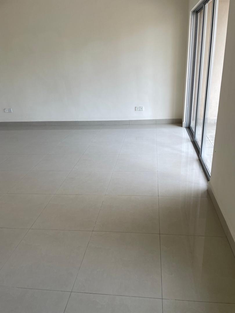 summerset close image