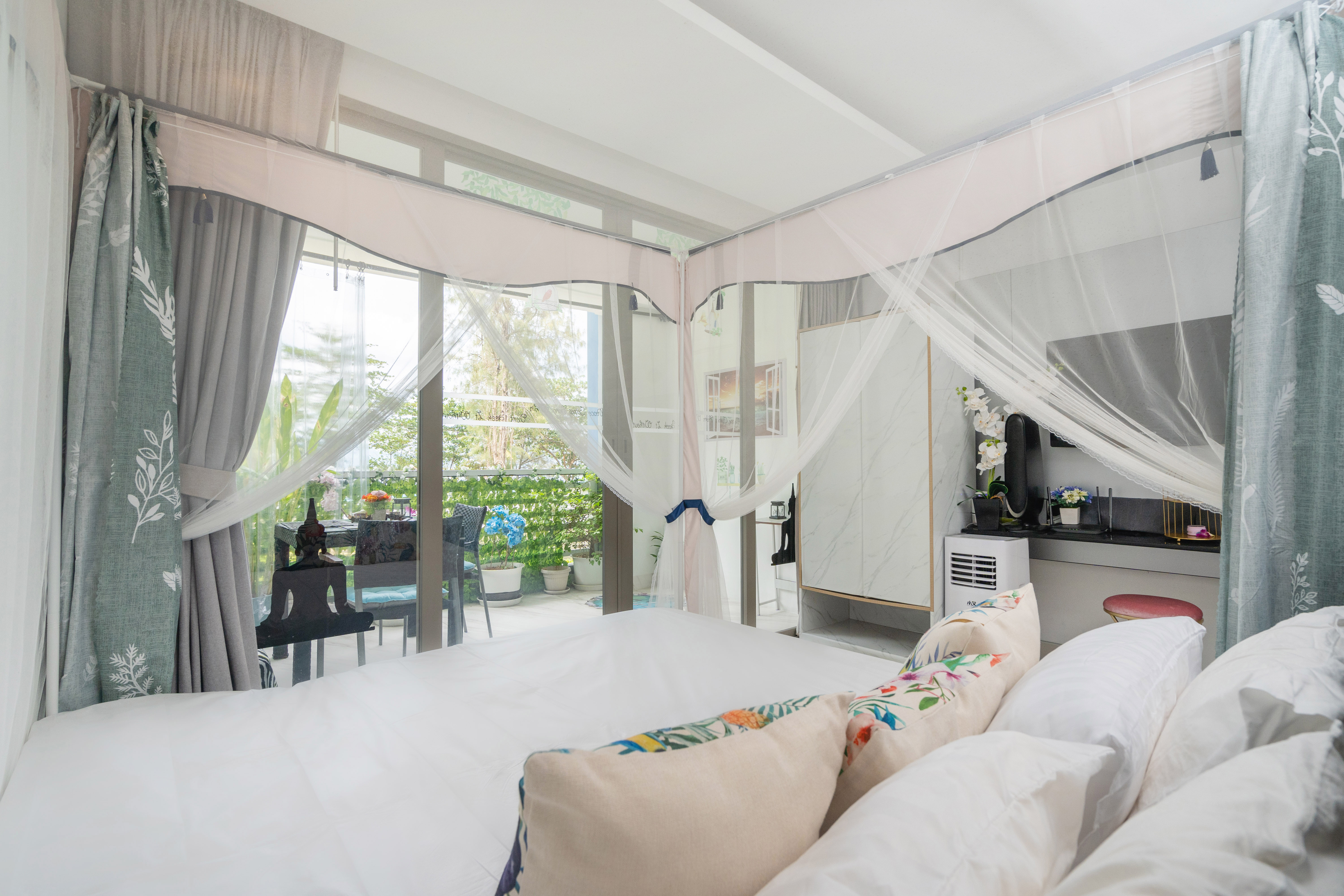 Luxury Beachfront Condo with Stunning Ocean Views! image