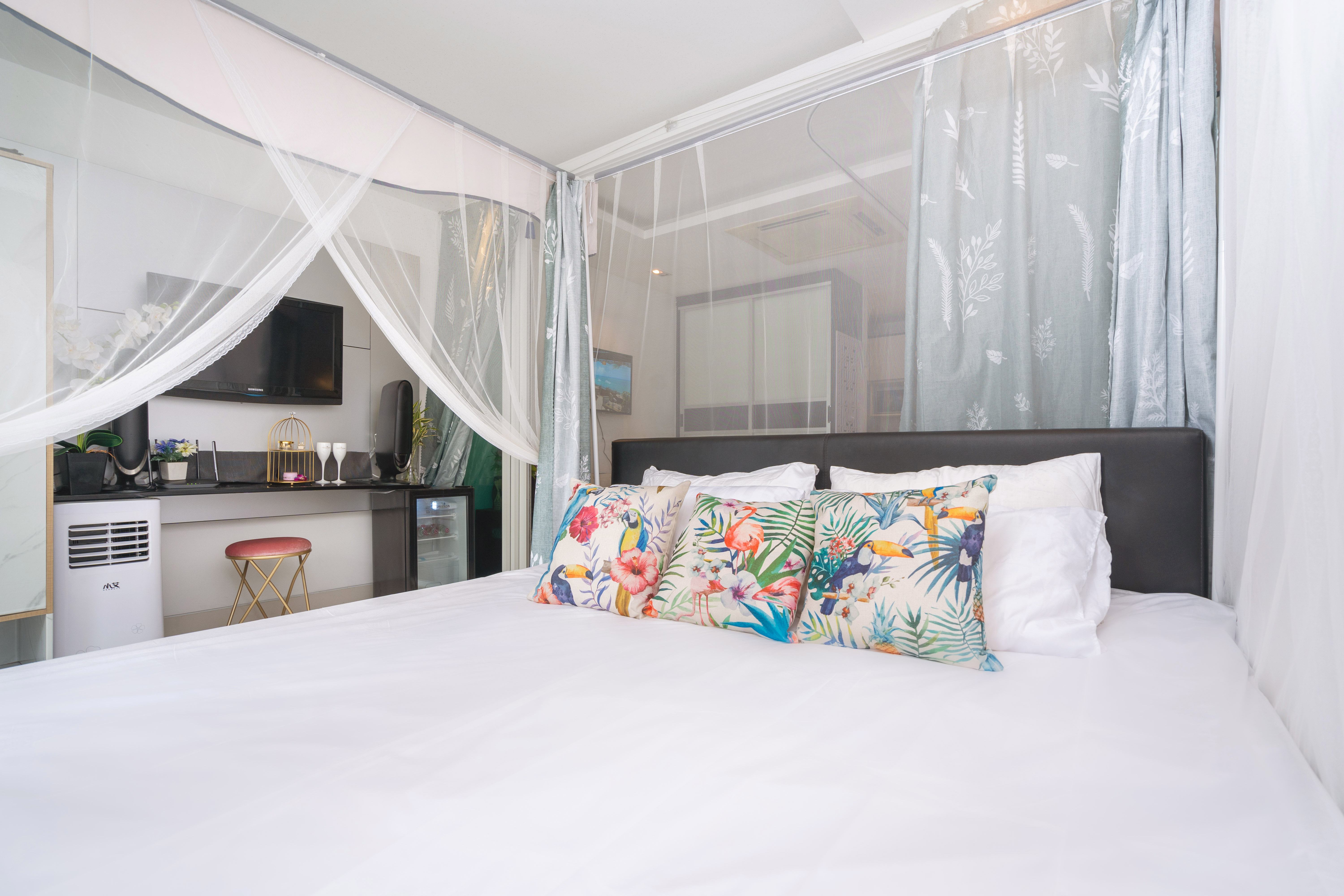 Luxury Beachfront Condo with Stunning Ocean Views! image