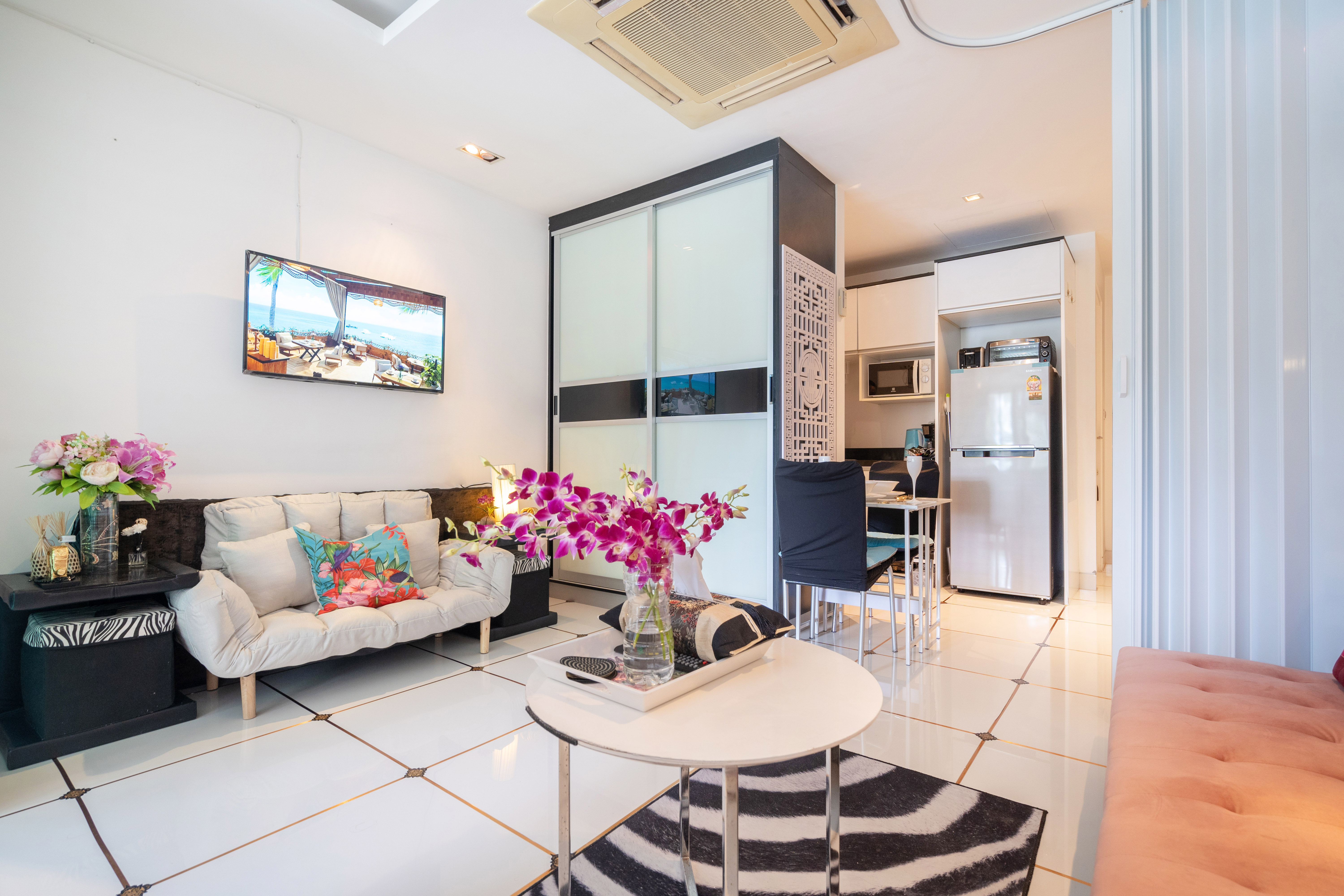 Luxury Beachfront Condo with Stunning Ocean Views! image