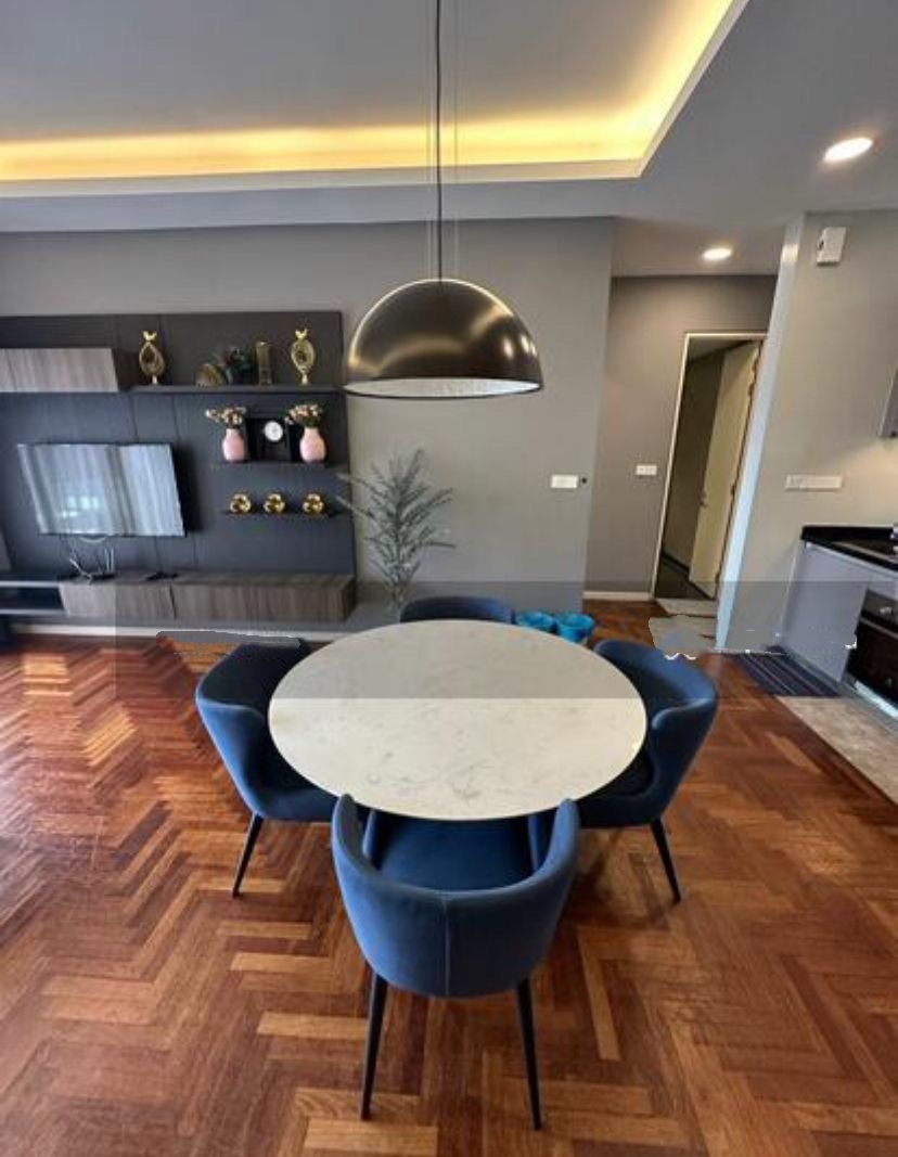 Vista Residence image