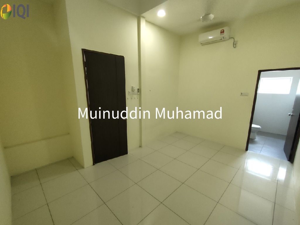 TAMAN MELINTANG UTAMA image