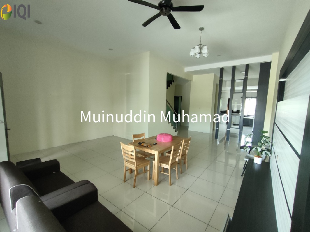 TAMAN MELINTANG UTAMA image