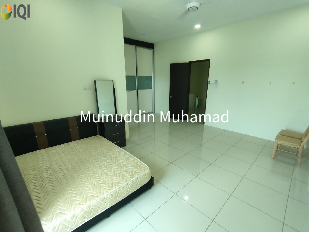 TAMAN MELINTANG UTAMA image