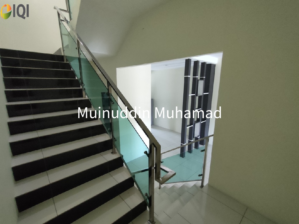 TAMAN MELINTANG UTAMA image