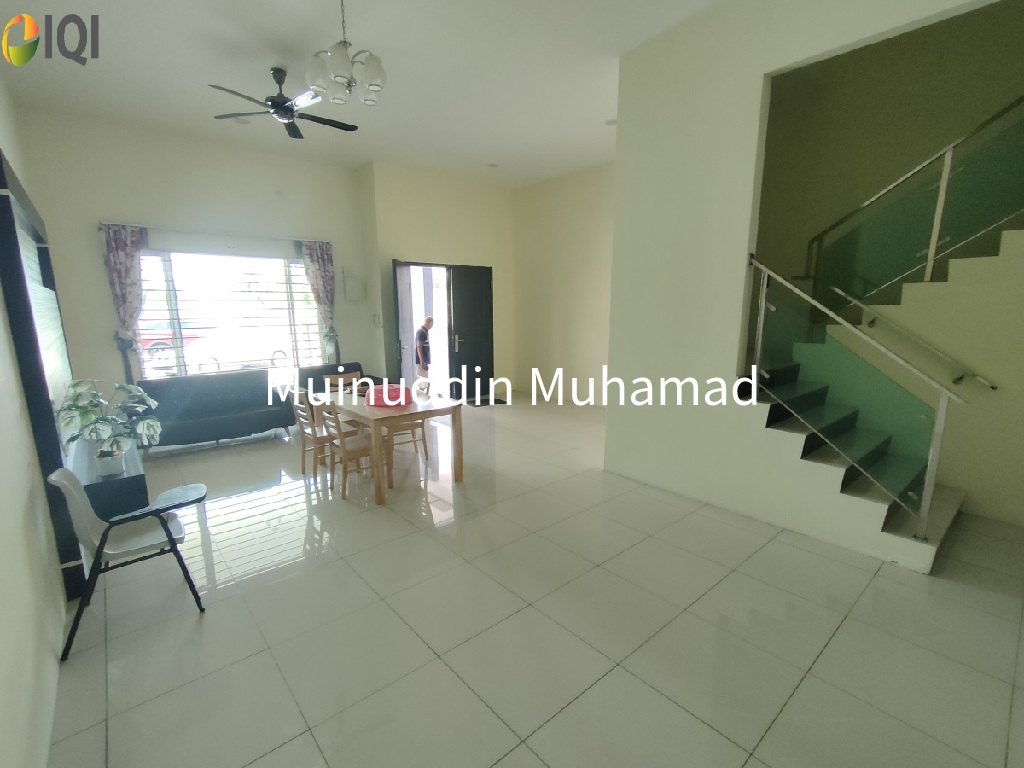 TAMAN MELINTANG UTAMA image