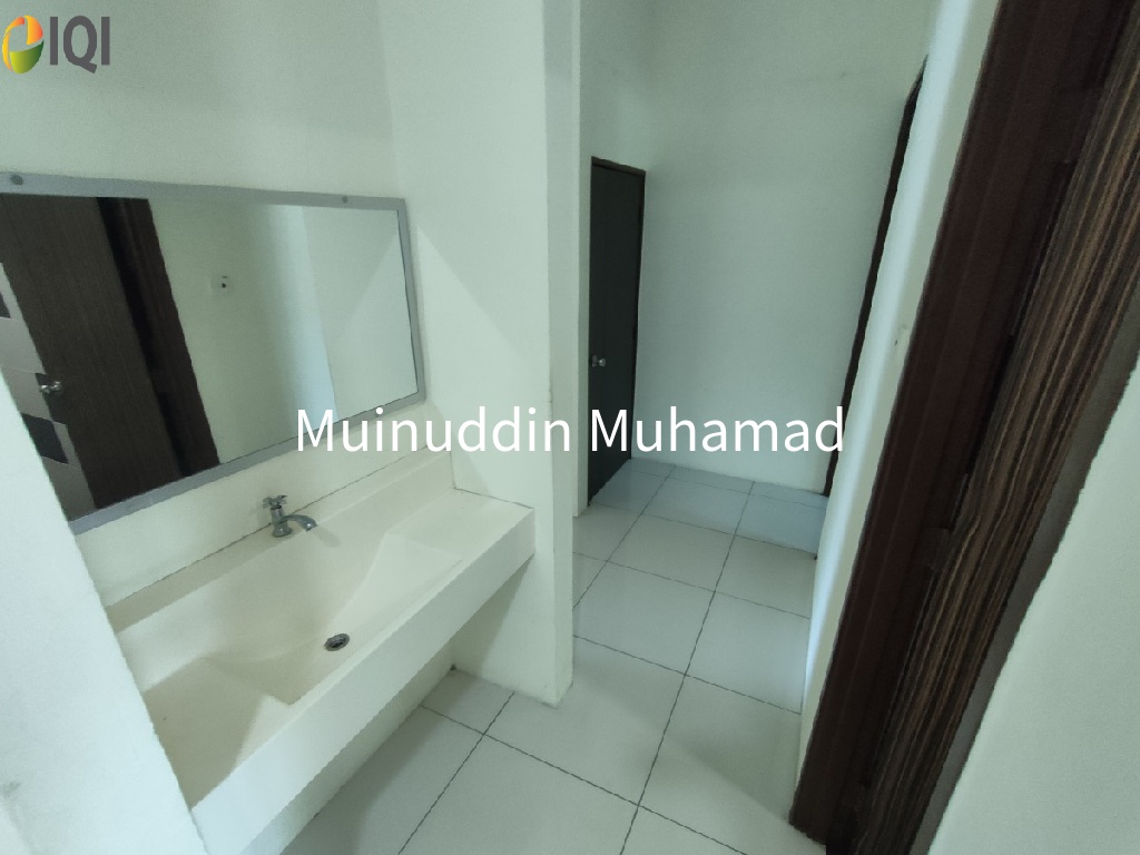 TAMAN MELINTANG UTAMA image