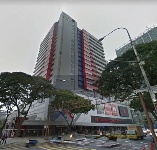 Kompleks Pertama image