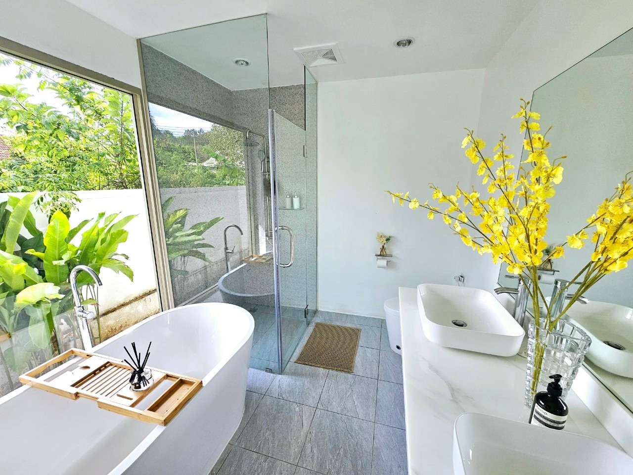 Luxury Home Near UWC Thailand image