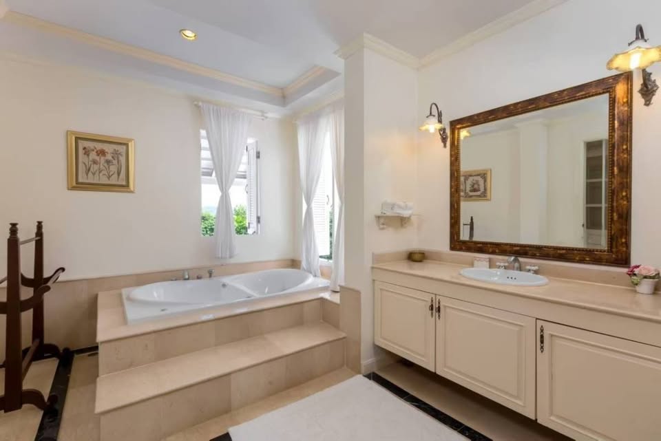 Luxury Villa for in Layan, Phuket  image