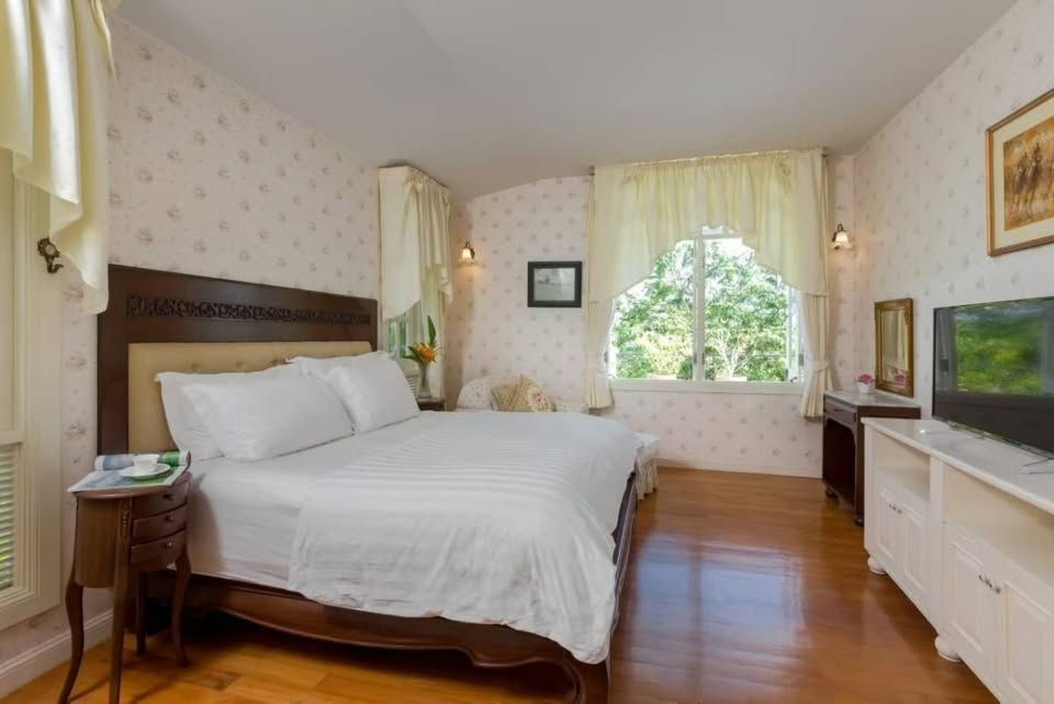 Luxury Villa for in Layan, Phuket  image