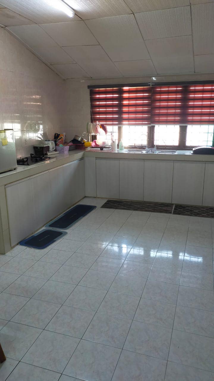 Fully Renovated Double Storey House For sales at Gunung Rapat Pekan Razaki image