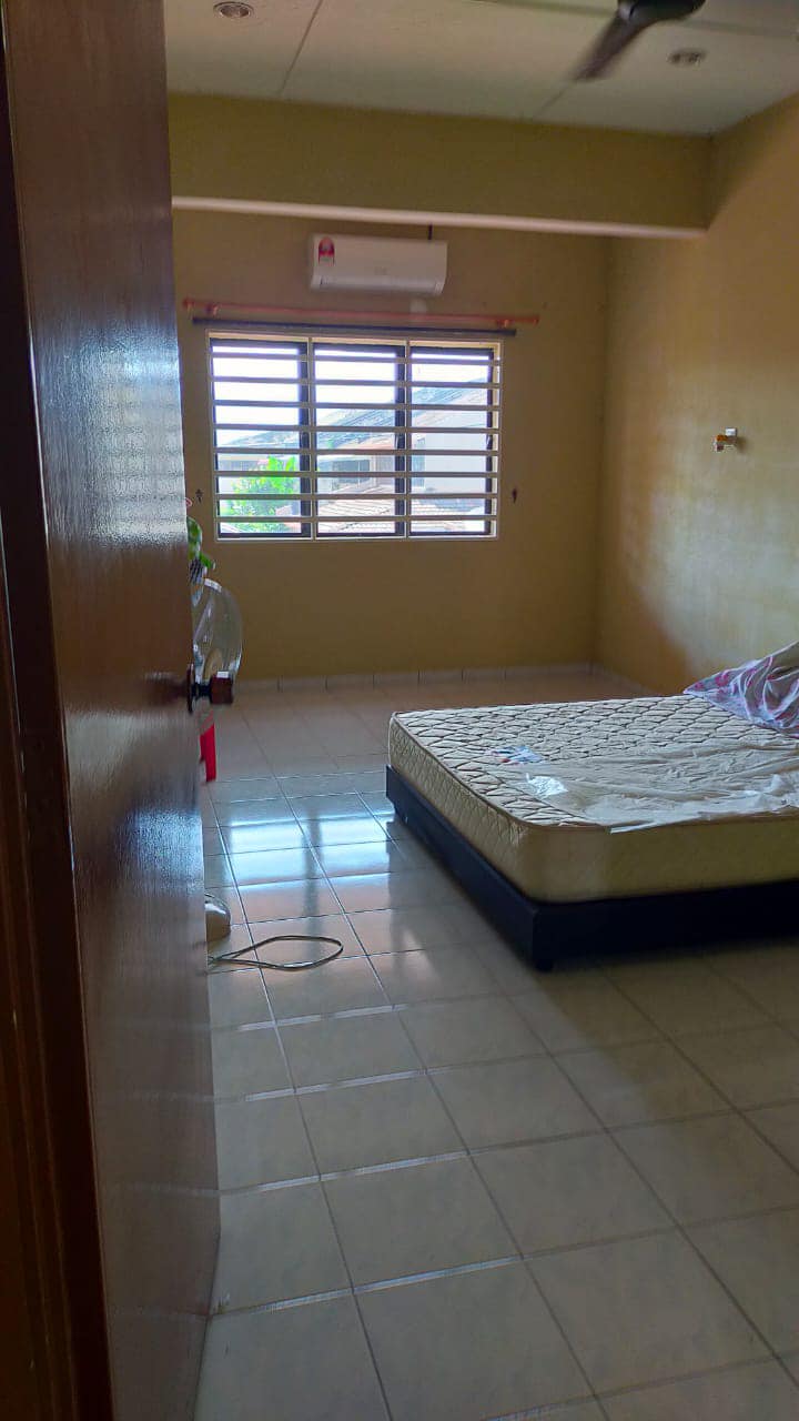 Fully Renovated Double Storey House For sales at Gunung Rapat Pekan Razaki image