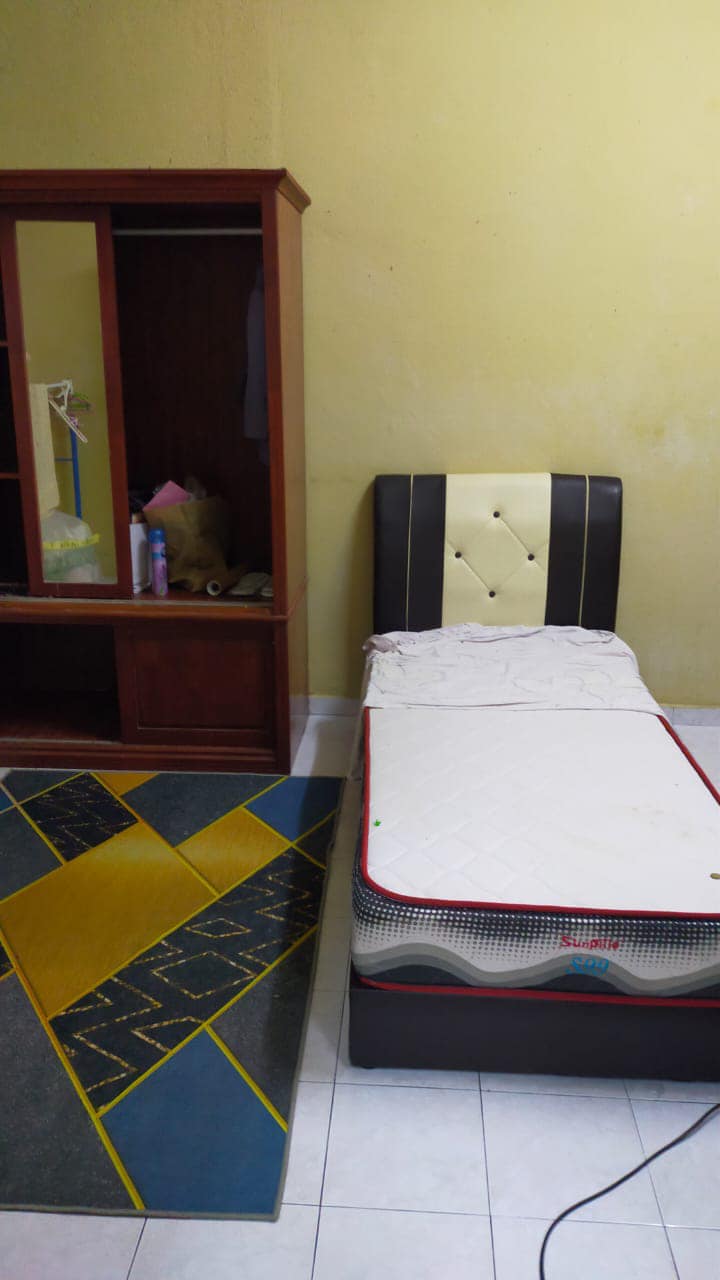 Fully Renovated Double Storey House For sales at Gunung Rapat Pekan Razaki image