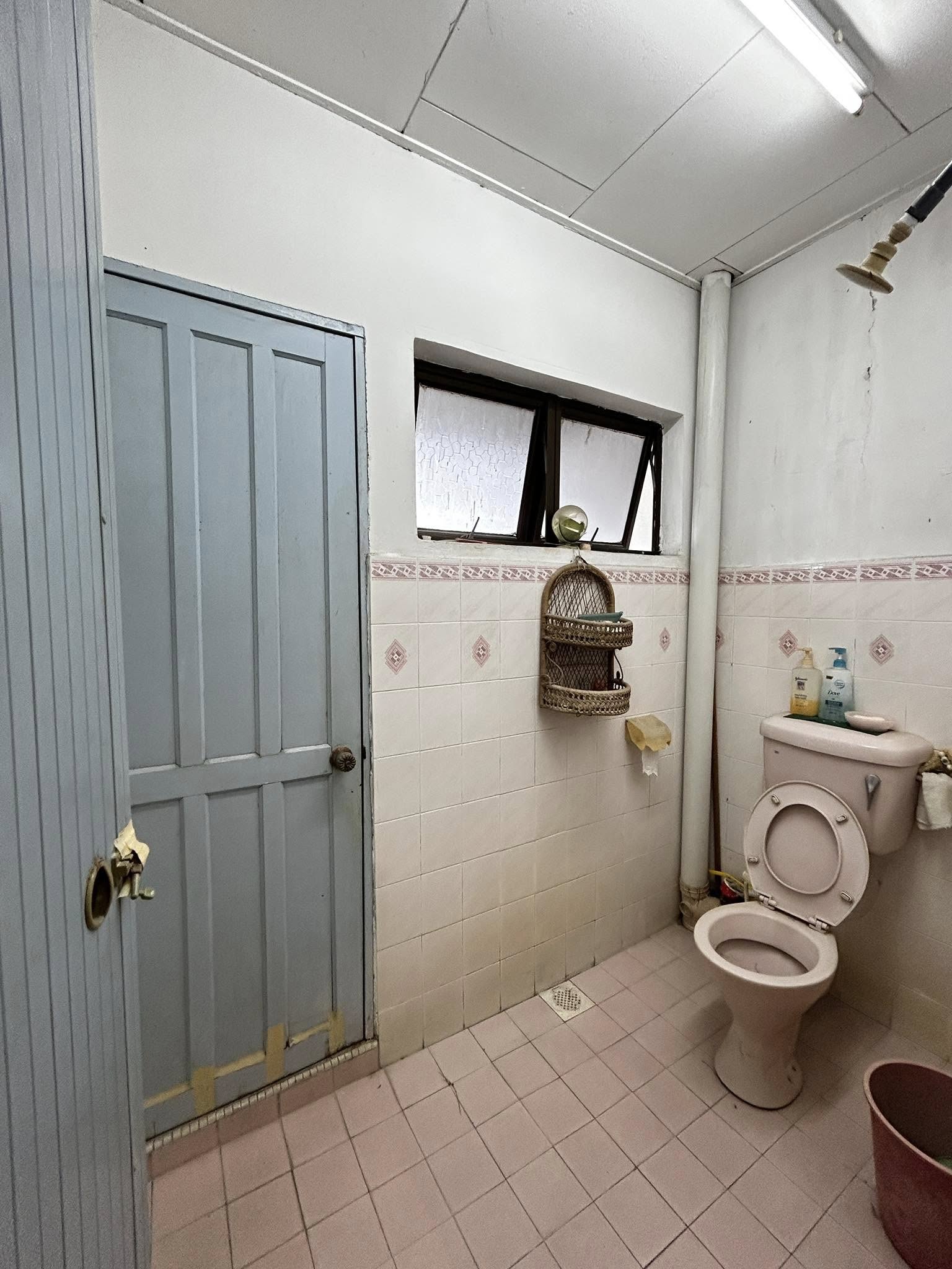 Gunung Rapat Double Storey House For Sales image