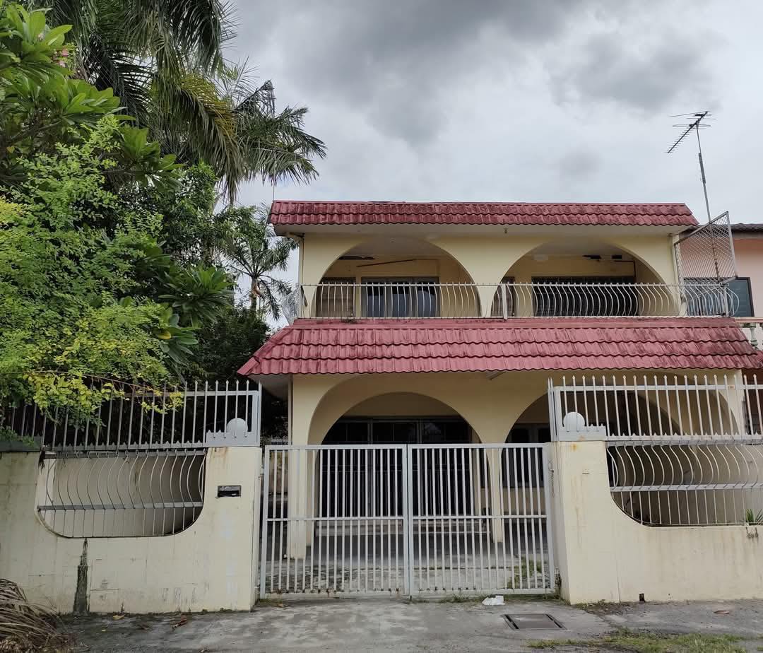 Pasir Pinji Taman Melor Double Storey Semi D For Sales image