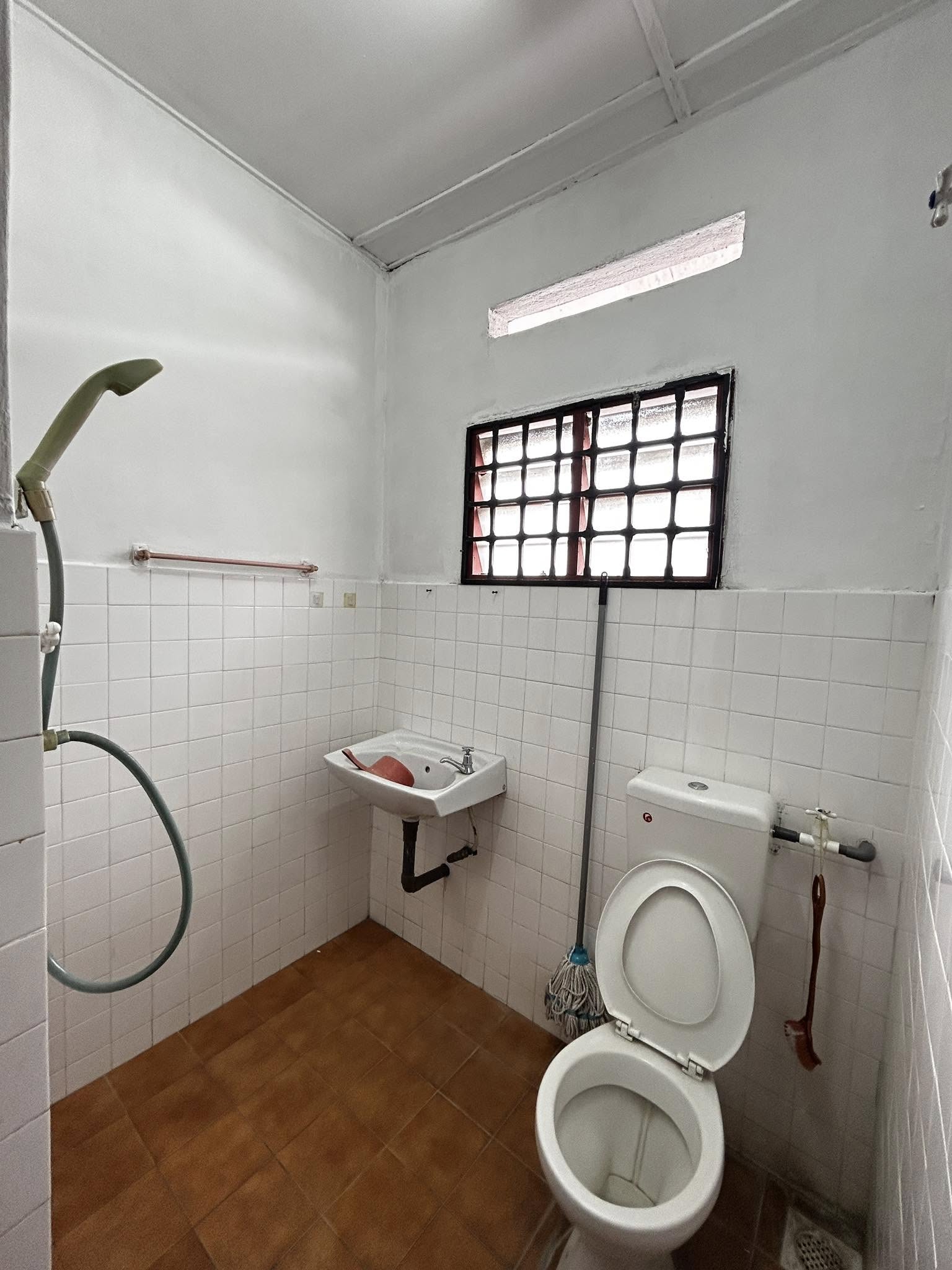 Menglembu Falim Taman Mas Double Storey House For Sales image