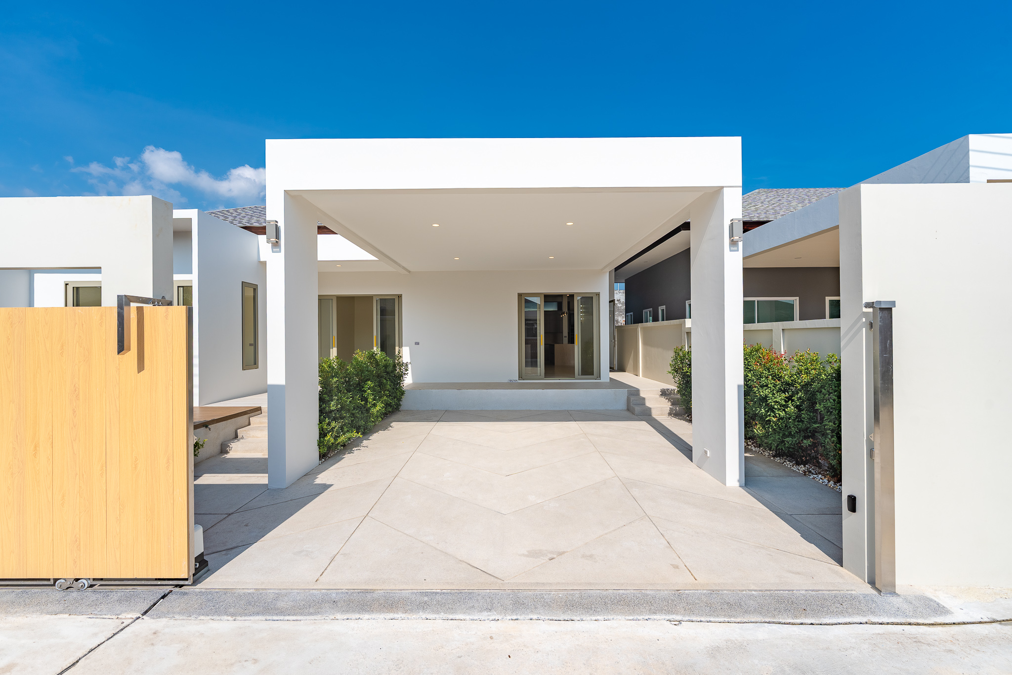 Luxury Pool Villa for Sale – Baan Don, Phuket image