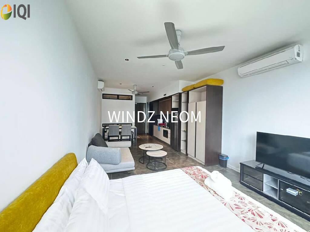 Scarletz Suites image