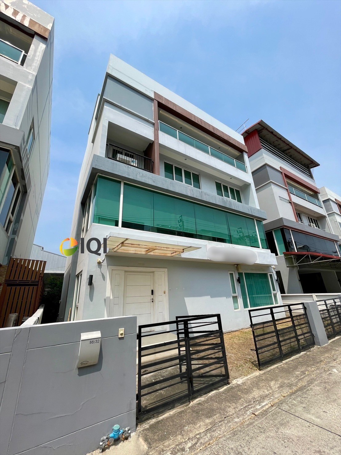 Selling Detached House Terminal Suvarnabhumi project (project on King Kaew Road, near the airport) image