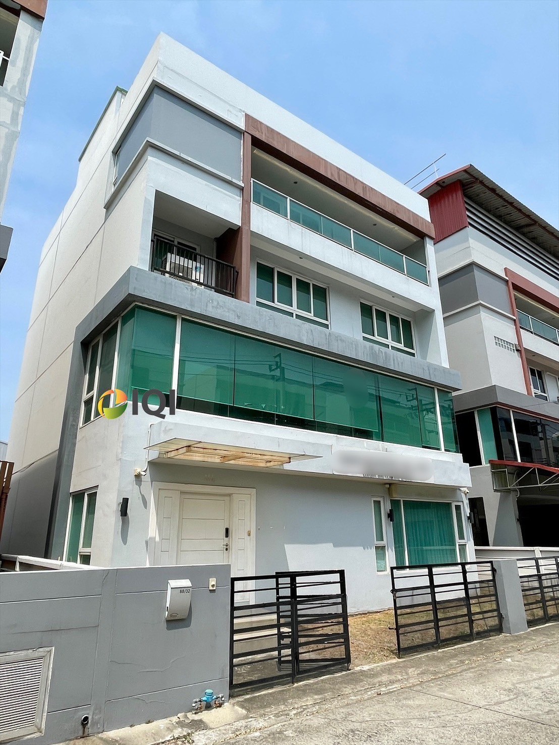 Selling Detached House Terminal Suvarnabhumi project (project on King Kaew Road, near the airport) image