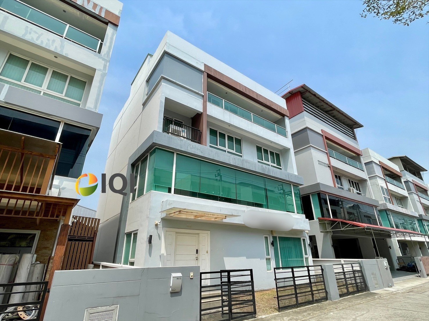 Selling Detached House Terminal Suvarnabhumi project (project on King Kaew Road, near the airport) image