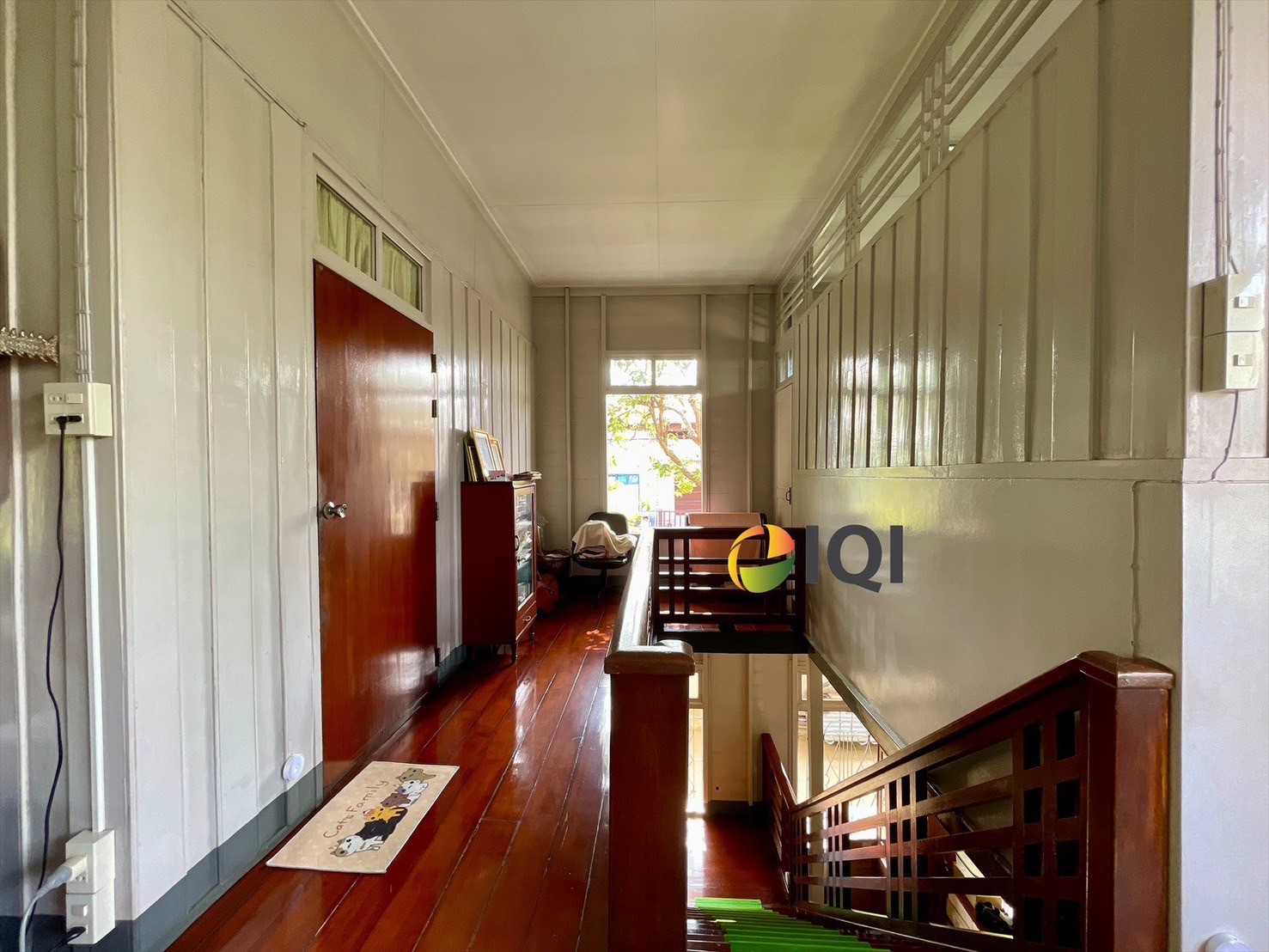 Land for sale wit building at Charoen Nakhon 78 image