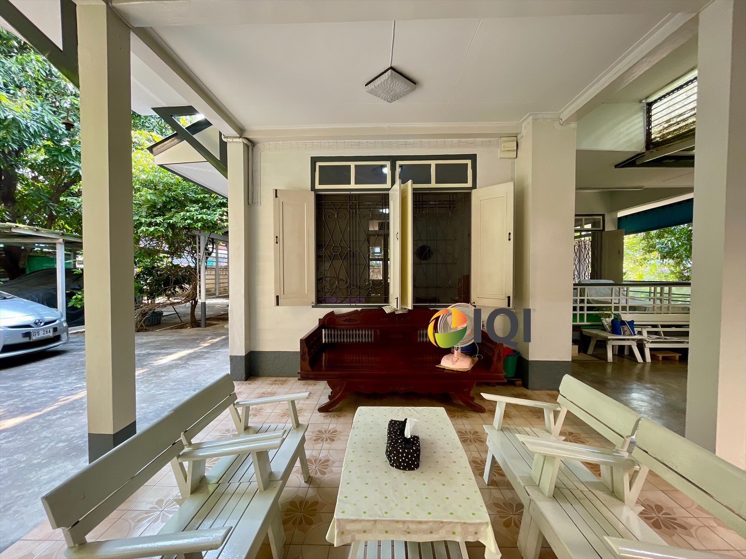 Land for sale wit building at Charoen Nakhon 78 image