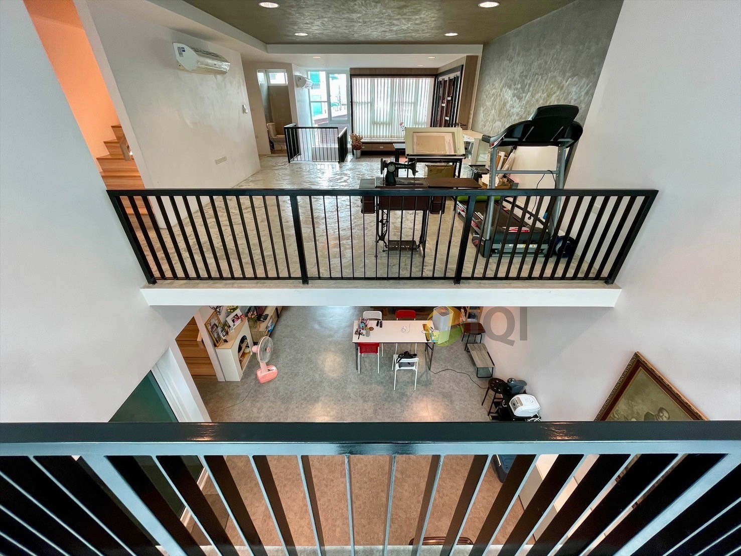 For sale Home office, 4 floors (3 floors + mezzanine), Soi Sukhumvit 101/1, Wachiratham Sathit Road 51 image