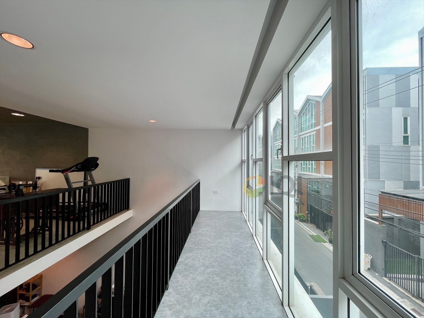 For sale Home office, 4 floors (3 floors + mezzanine), Soi Sukhumvit 101/1, Wachiratham Sathit Road 51 image