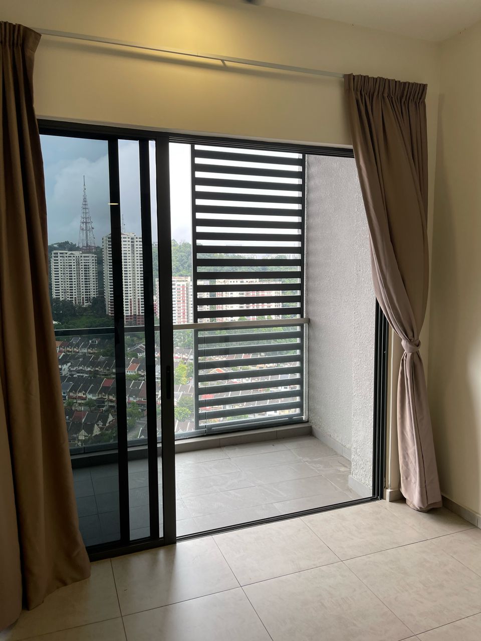 Petalz Residences (Residensi Rimbunan) image