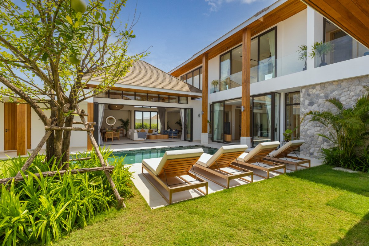  Luxury Pool Villas at QAV Residence, Phuket image