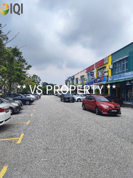 Klang Lorong Batu Nilam 2A Shoplot For Rent (First Floor)