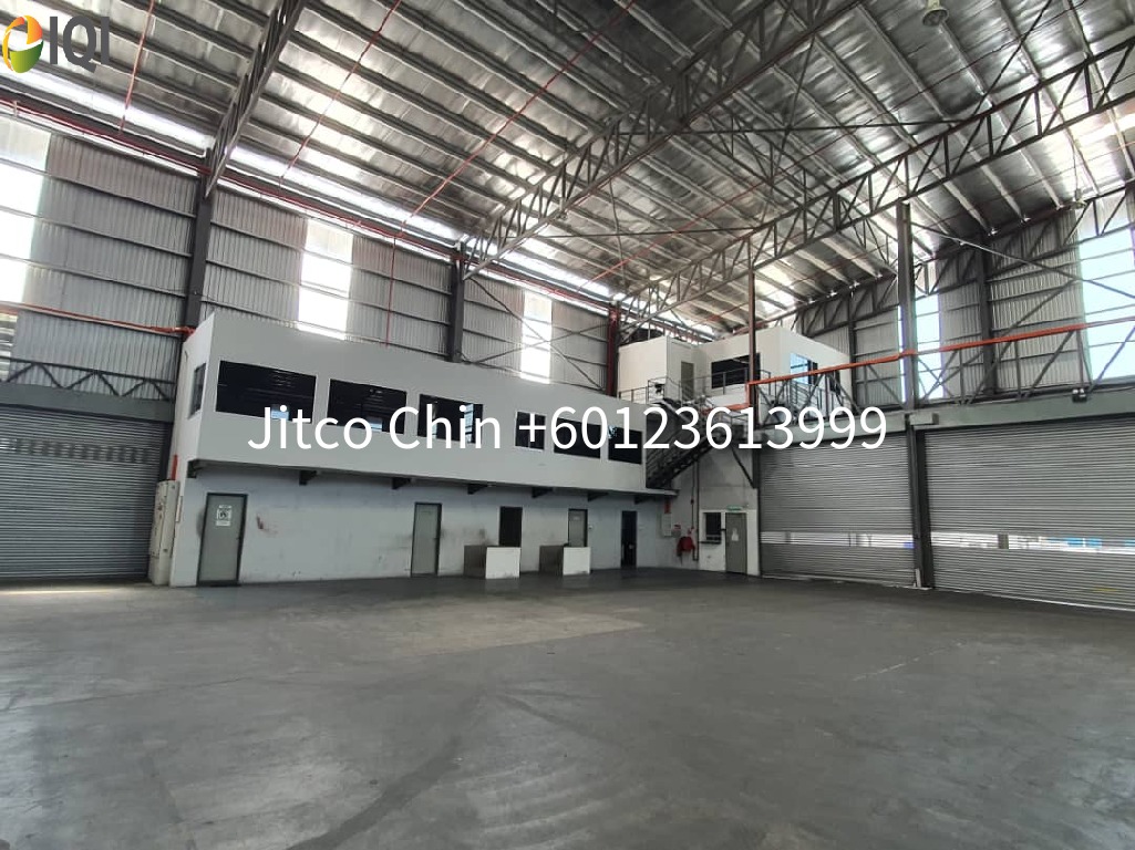 82ksf North Port port klang 50ft Warehouse with loading bay image