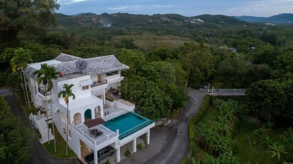 Luxury Villa for in Layan, Phuket  image