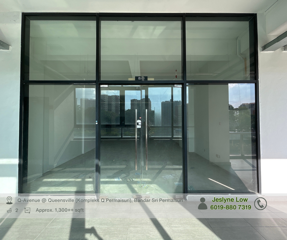 Q Avenue, Queensville image