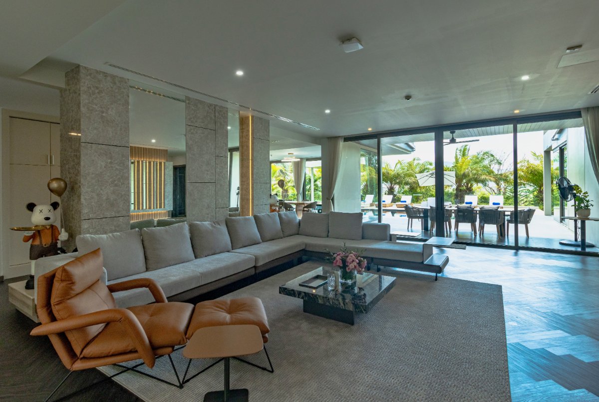 Sophisticated Tropical Living in Layan, Phuket image