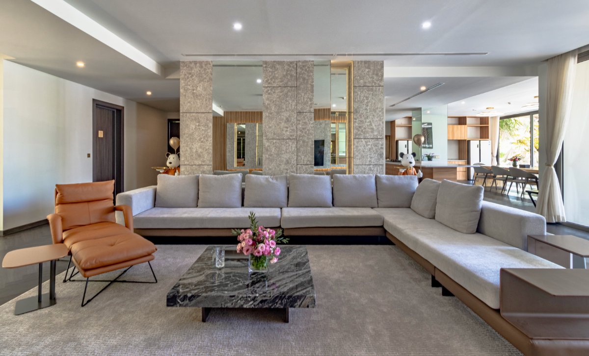 Sophisticated Tropical Living in Layan, Phuket image