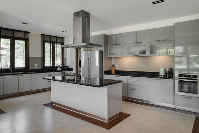 A Rare Lakefront Gem in Laguna – Prime Investment, Premium Living image