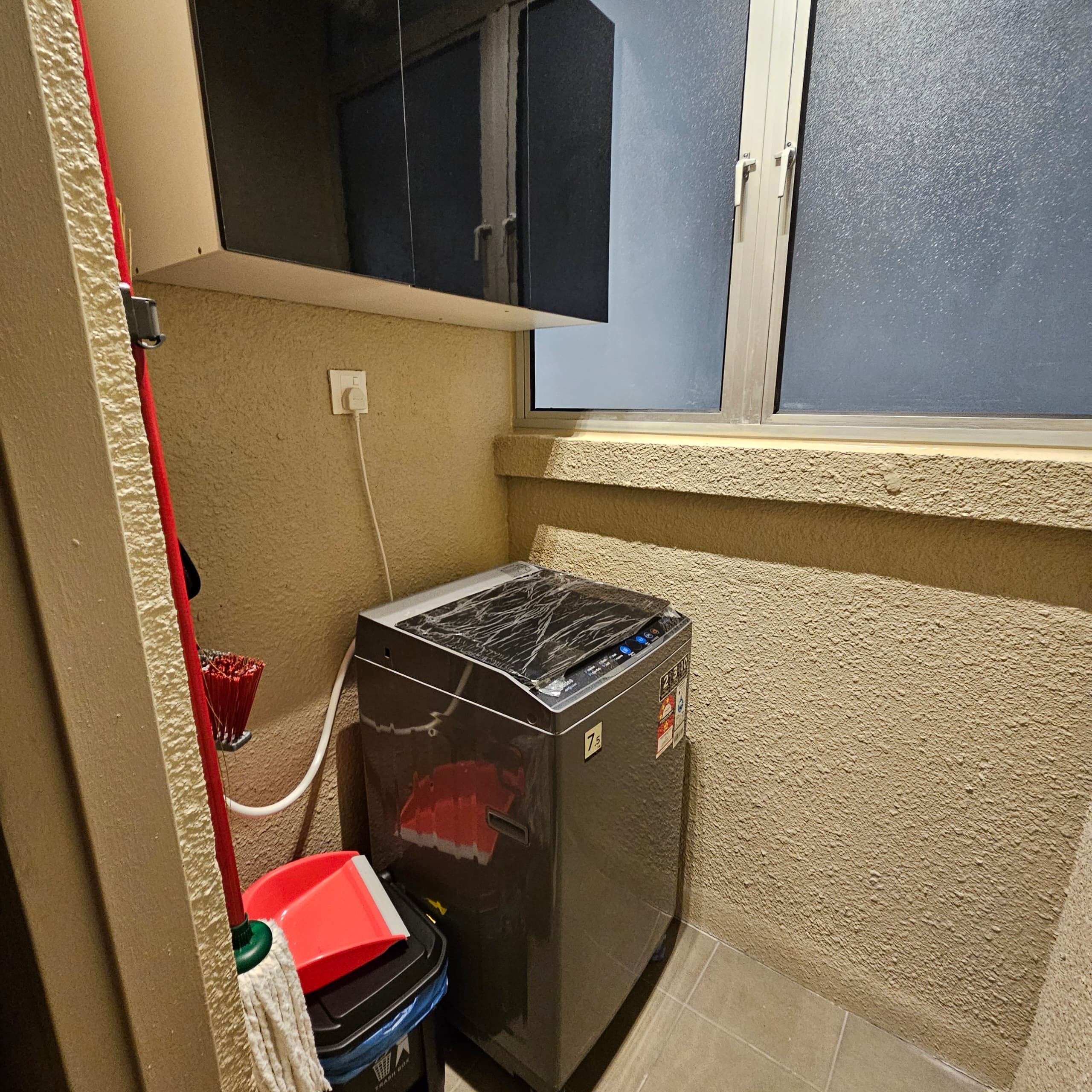 Vista Danau Kota Residensi Wilayah image