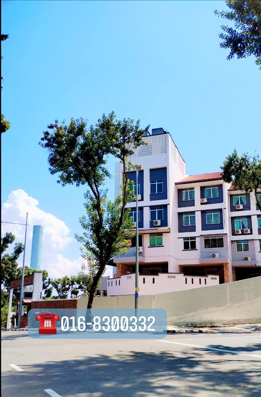 3 Storey Bukit Dumbar Villa Townhouse image