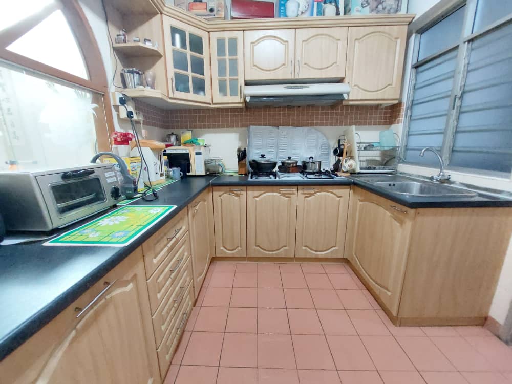 Perdana Exclusive Condominium image