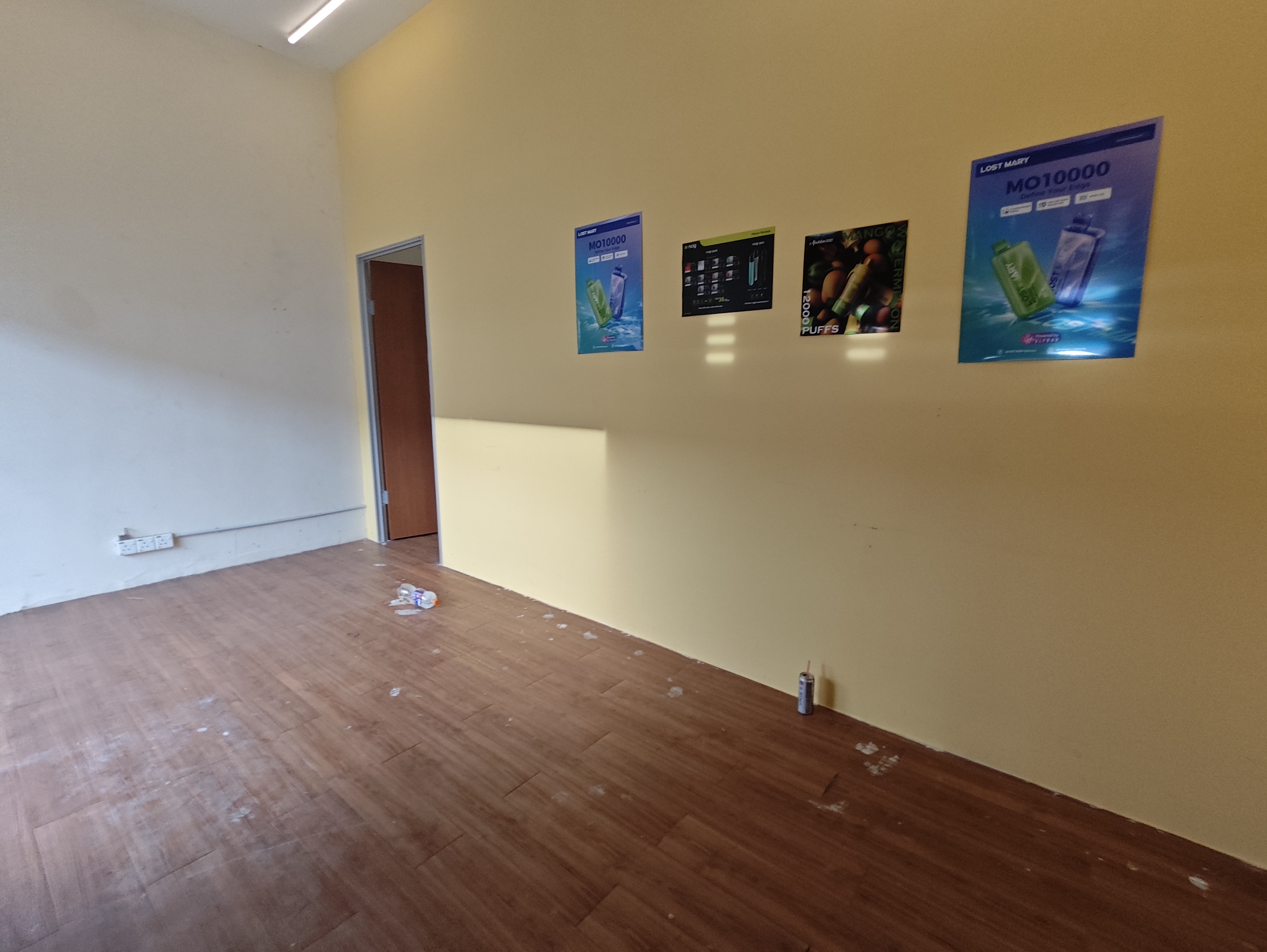 Ground Floor Shop with Nice Flooring Tasik Utama UTeM Students Ayer Keroh image