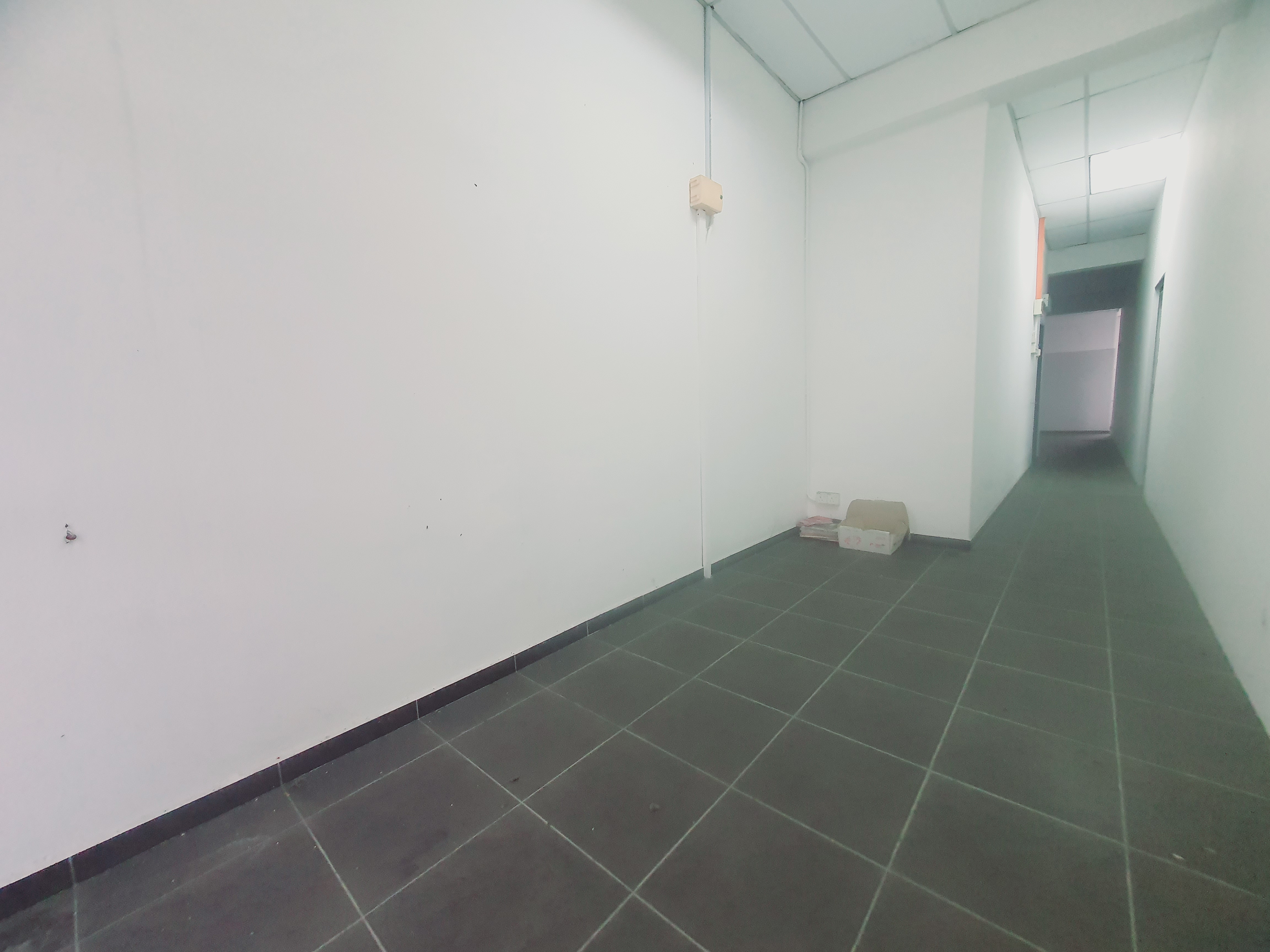 Partition Room Low Price 1st floor Shop Semabok Perdana GH Hospital image